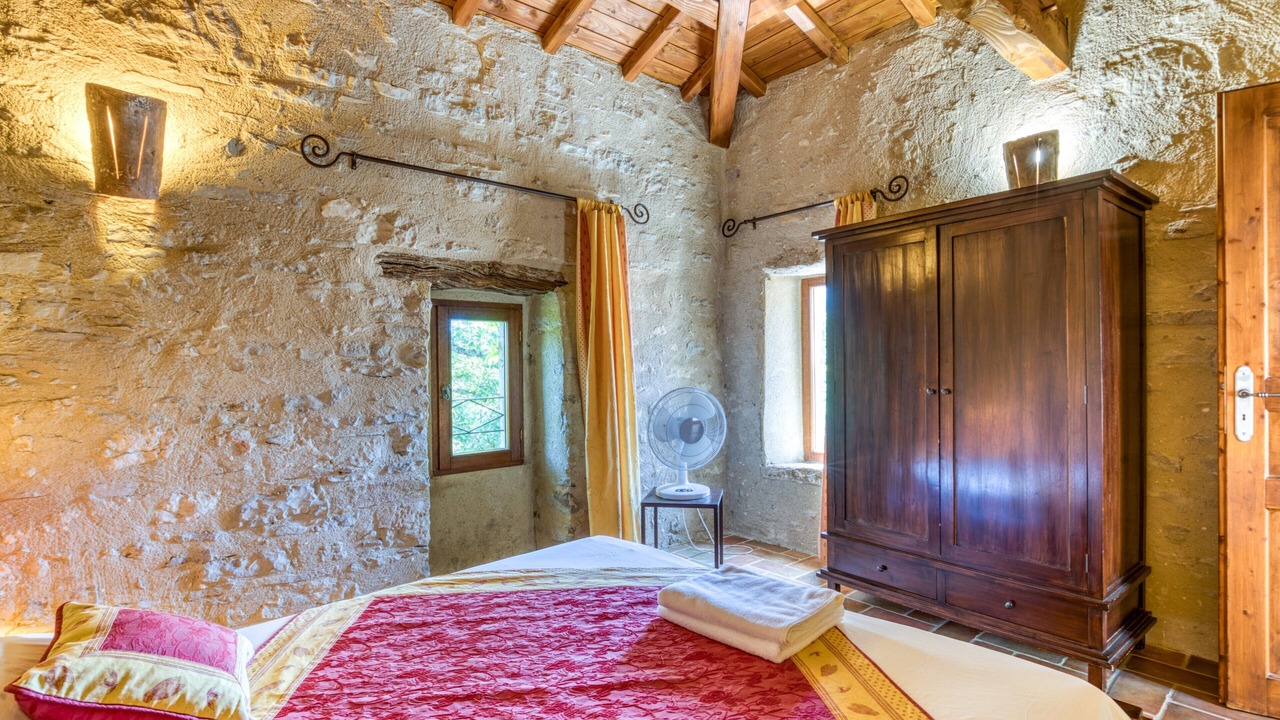Photo of Bedroom in Notre-Dame-de-Londres