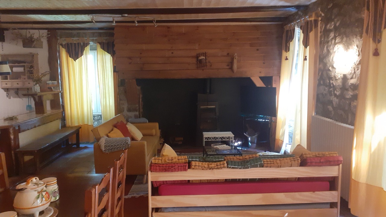 Photo of Livingroom in Lesperon