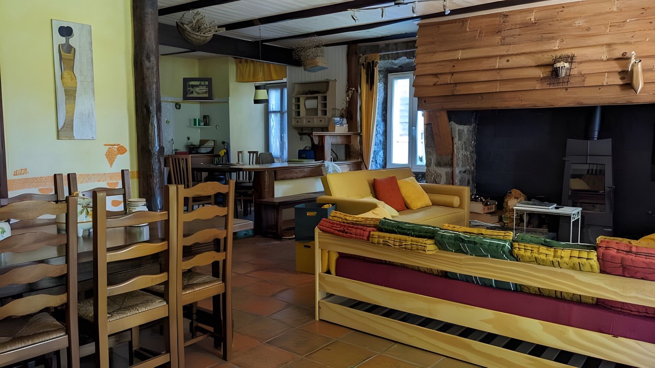 Photo of Livingroom in Lesperon