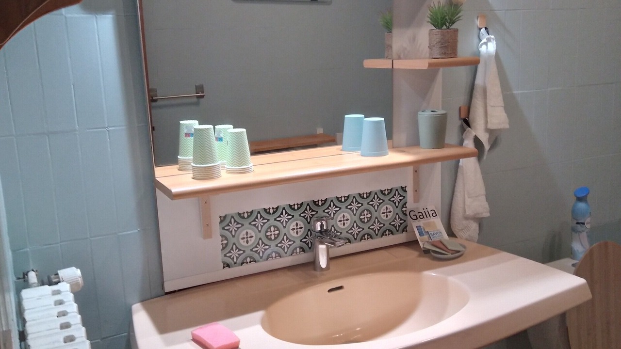 Photo of Bathroom in Lesperon