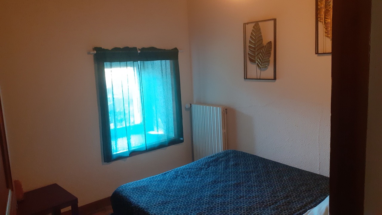 Photo of Bedroom in Lesperon