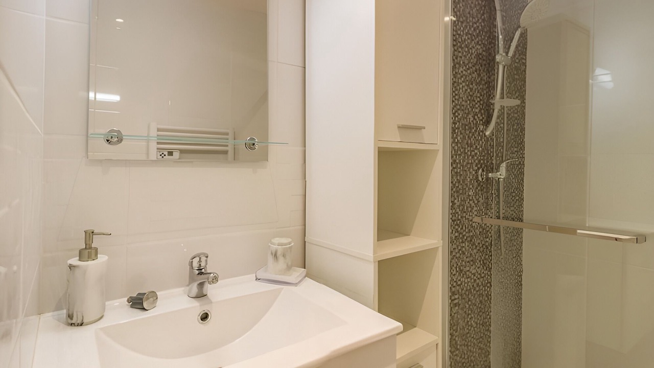 Photo of Bathroom in Troyes