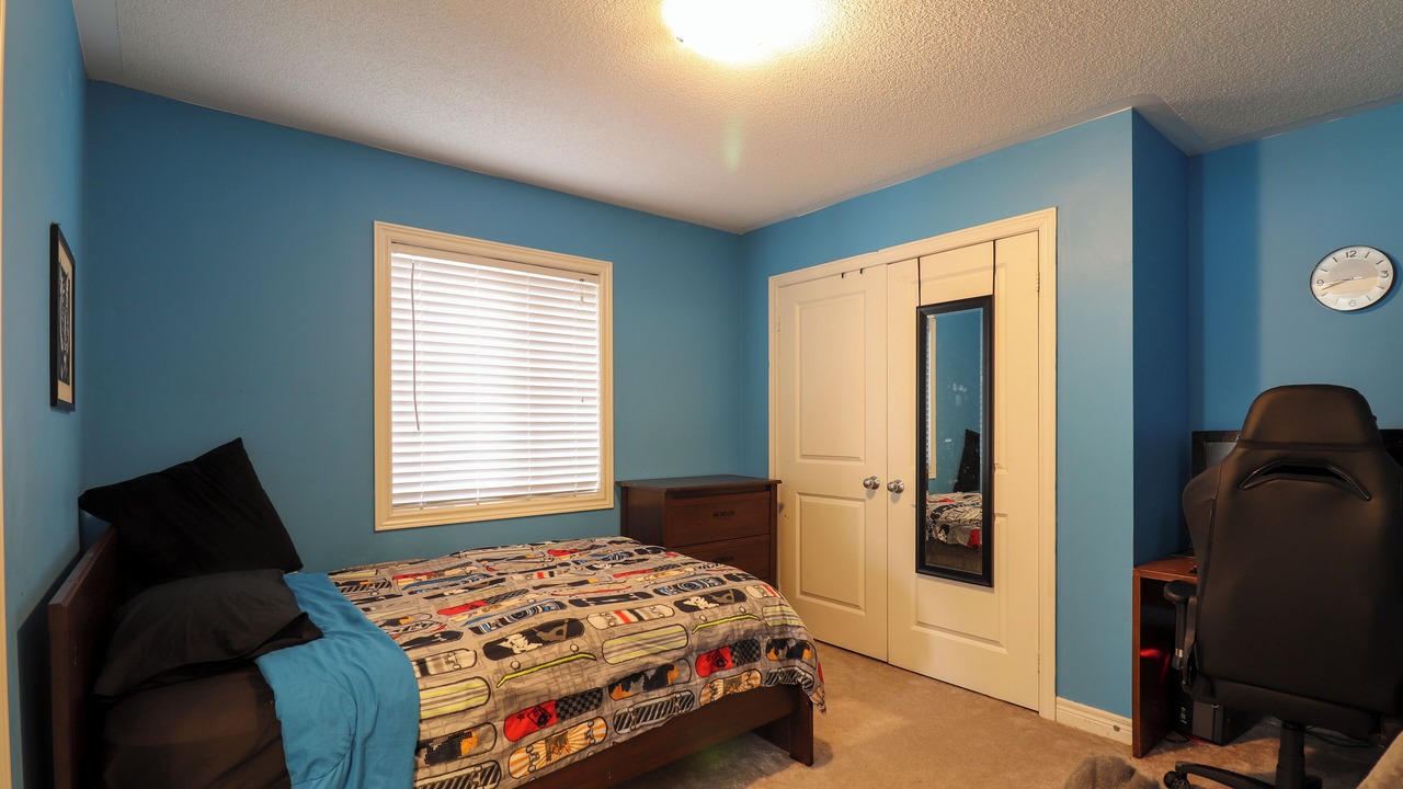 Photo of Bedroom in Bowmanville
