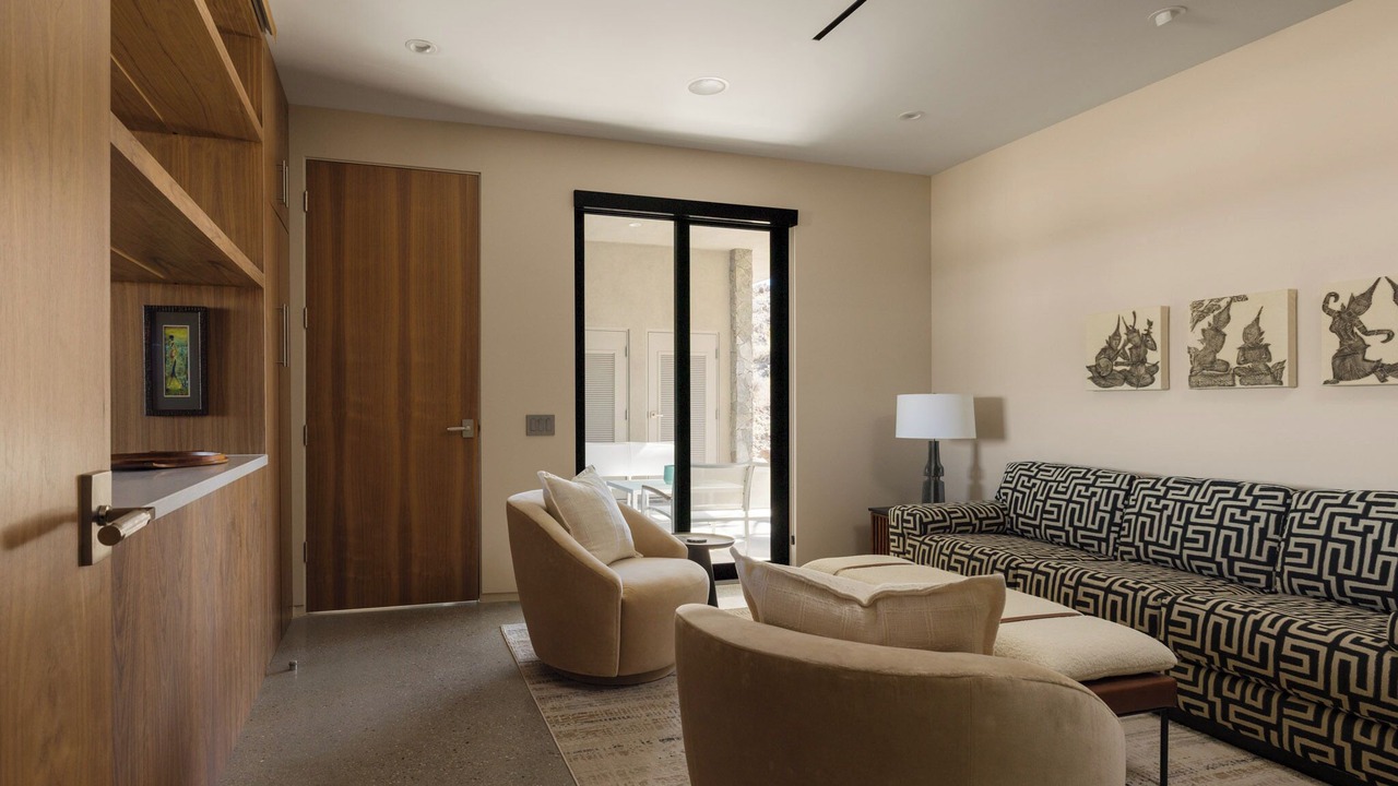 Photo of Livingroom in Palm Desert