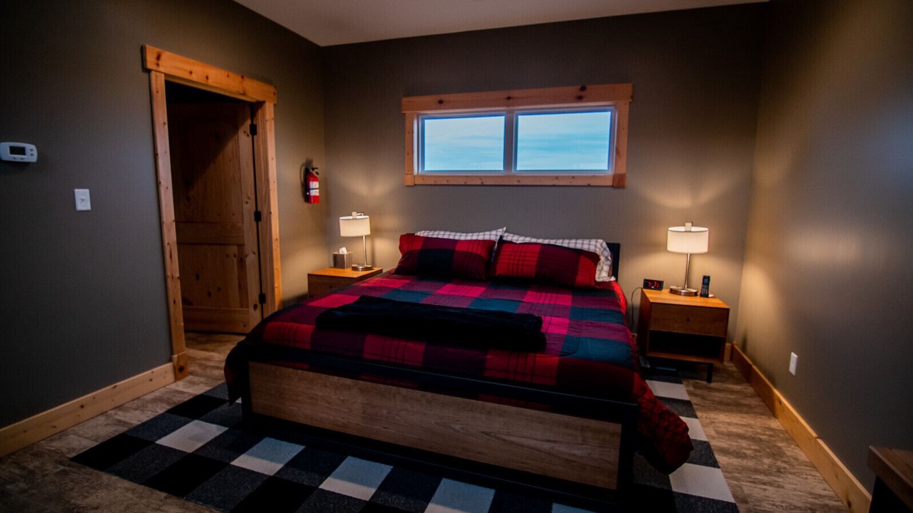 Photo of Bedroom in Maple Hill