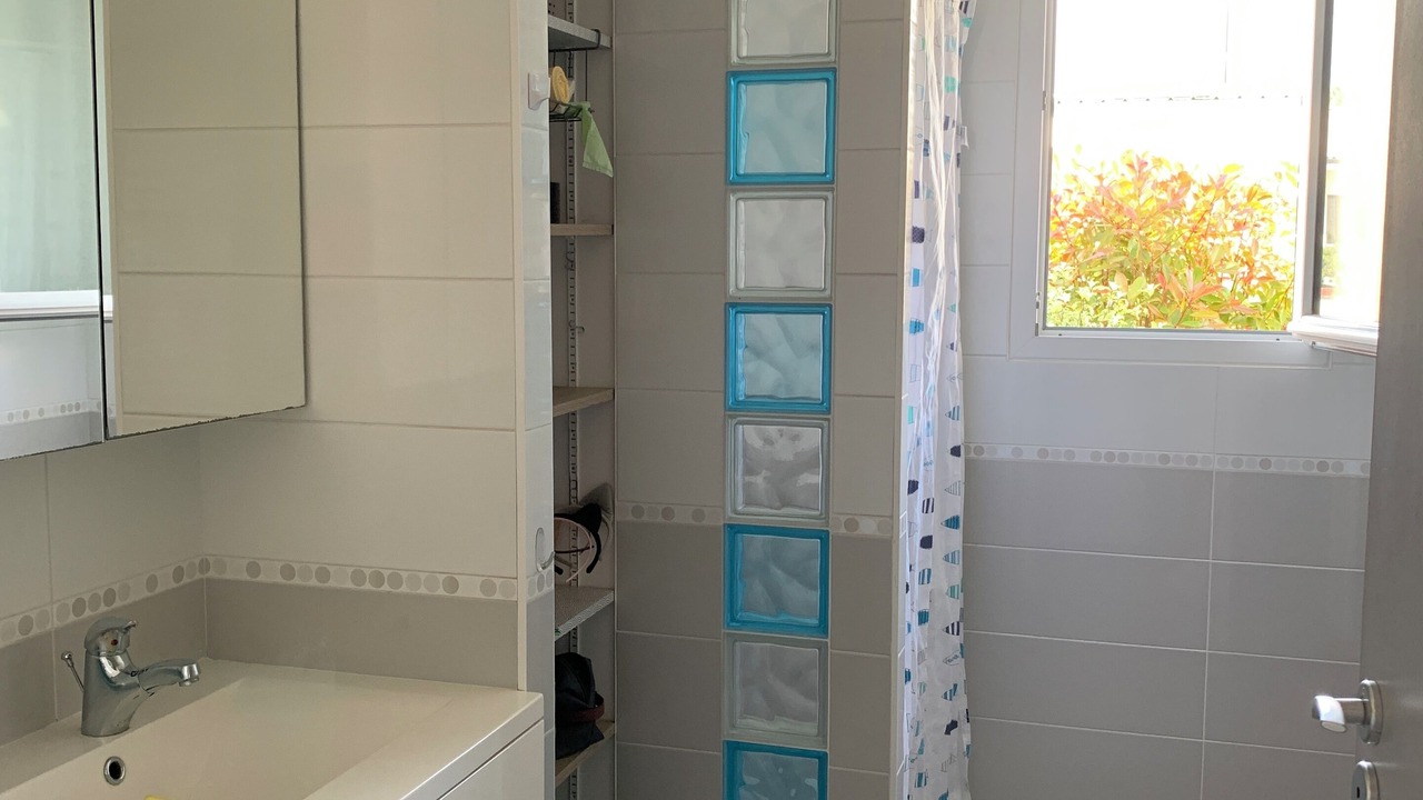 Photo of Bathroom in Givrand