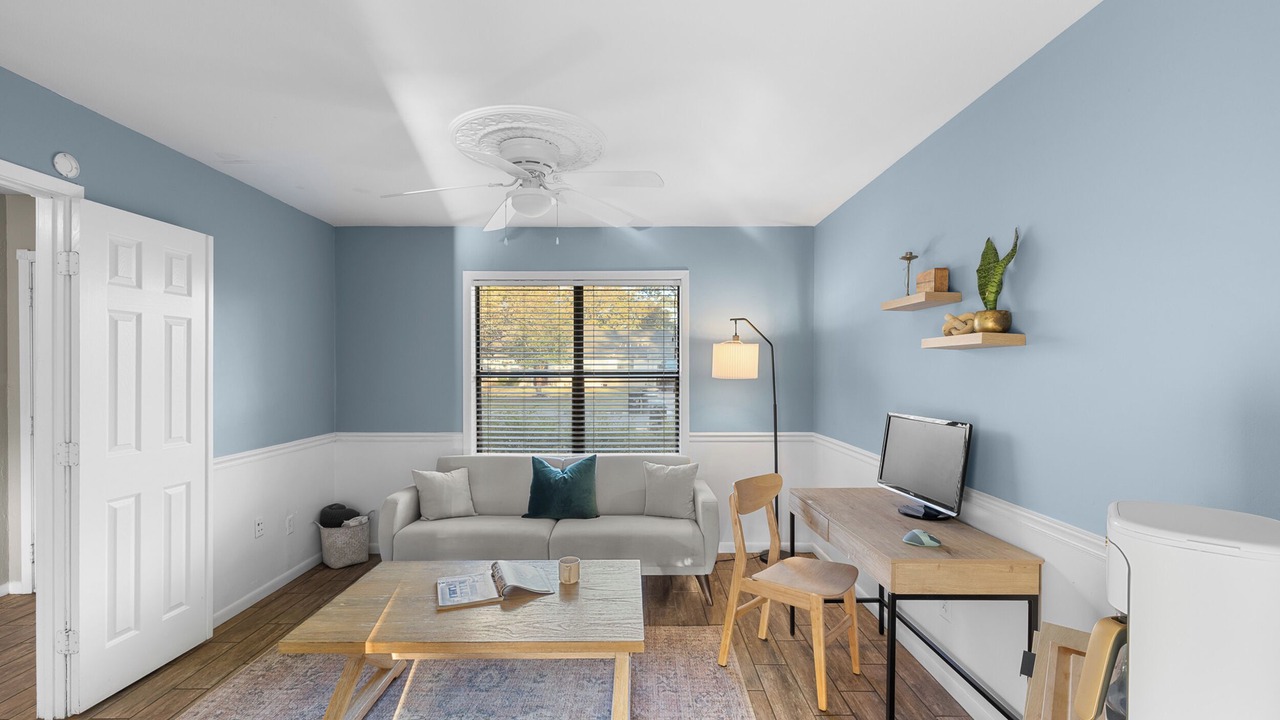 Photo of Livingroom in Windwood