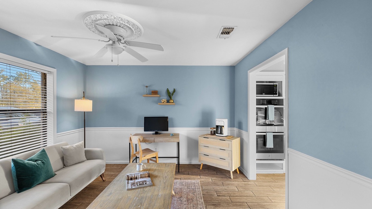 Photo of Livingroom in Windwood