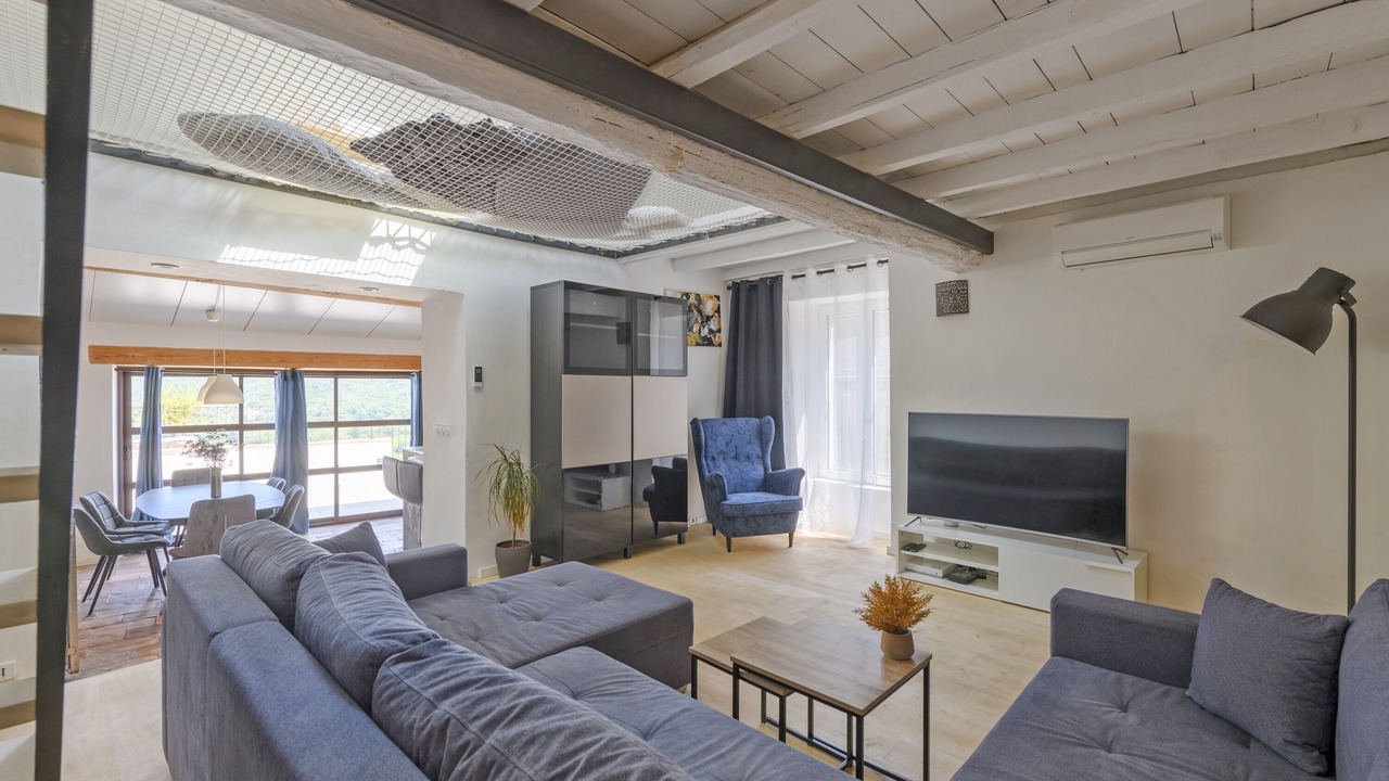 Photo of Livingroom in Euzet-les-Bains