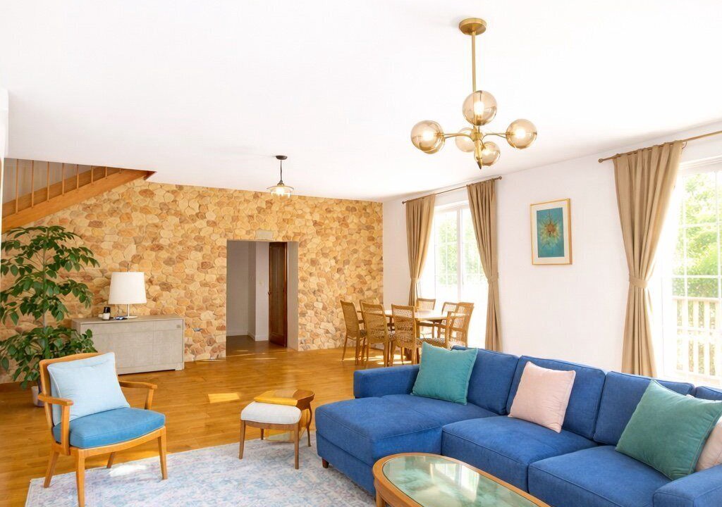 Photo of Livingroom in Saint-Cyr-sur-Loire