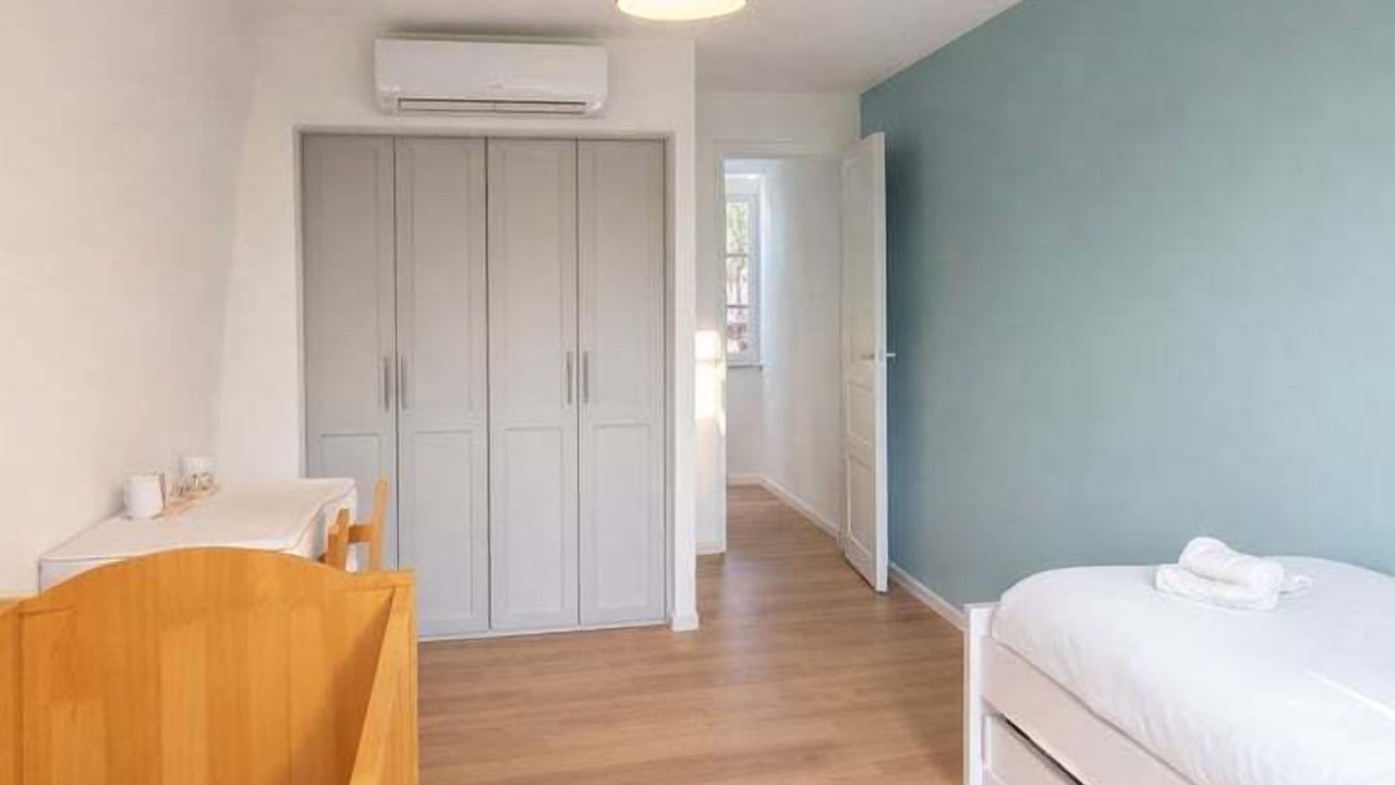 Photo of Bedroom in Saint-Cyr-sur-Loire