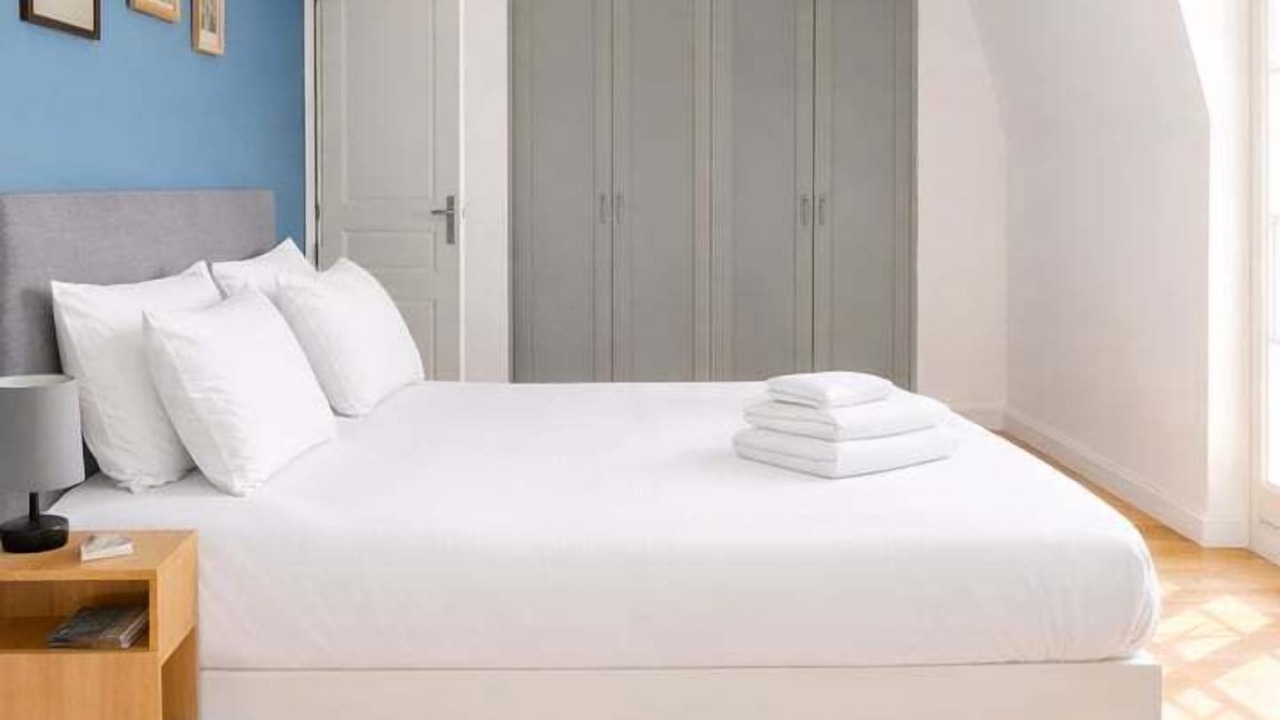 Photo of Bedroom in Saint-Cyr-sur-Loire