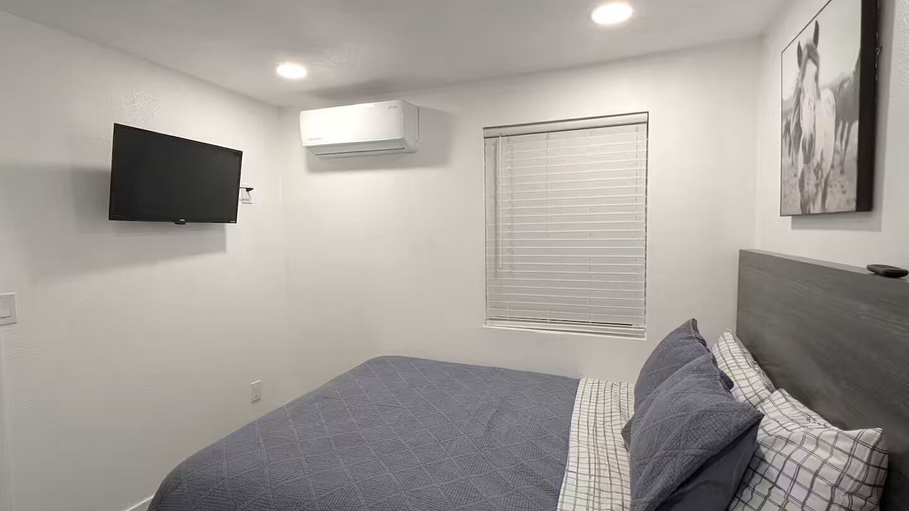 Photo of Bedroom in South Tucson