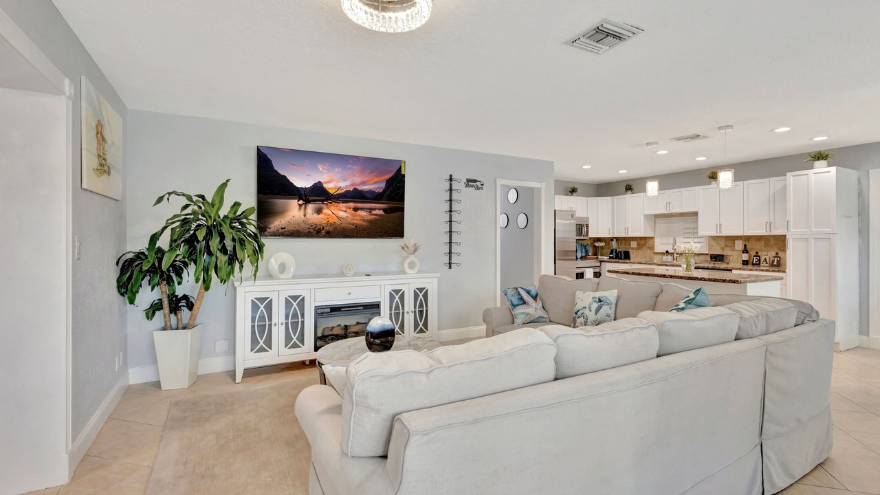Photo of Livingroom in Lantana