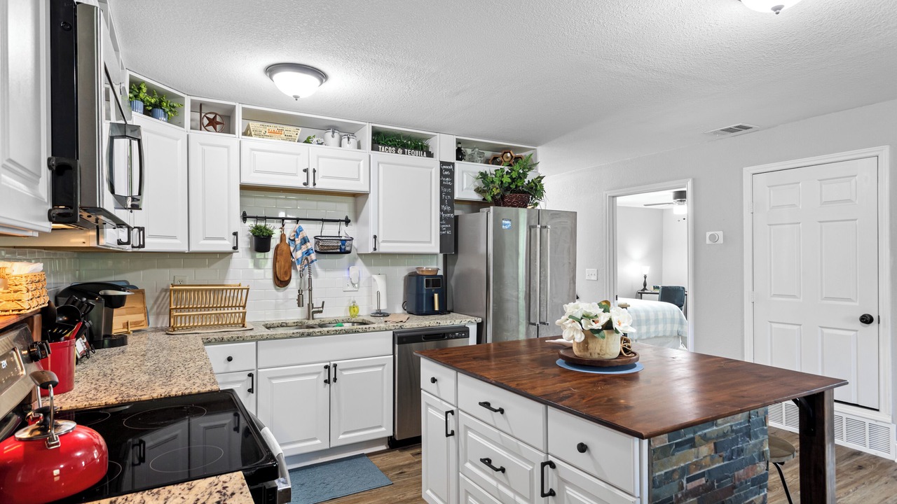 Photo of Kitchen in Granbury
