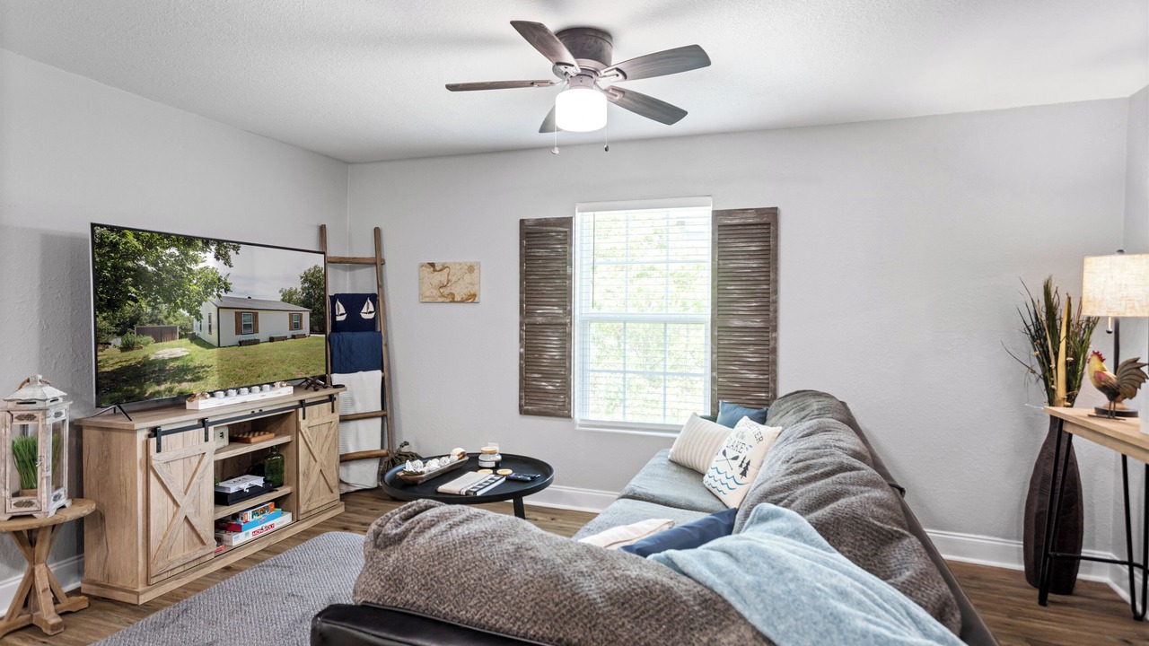Photo of Livingroom in Granbury