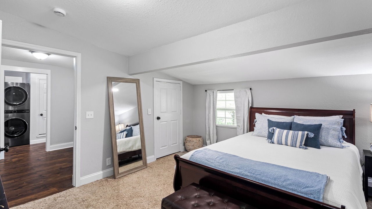 Photo of Bedroom in Granbury