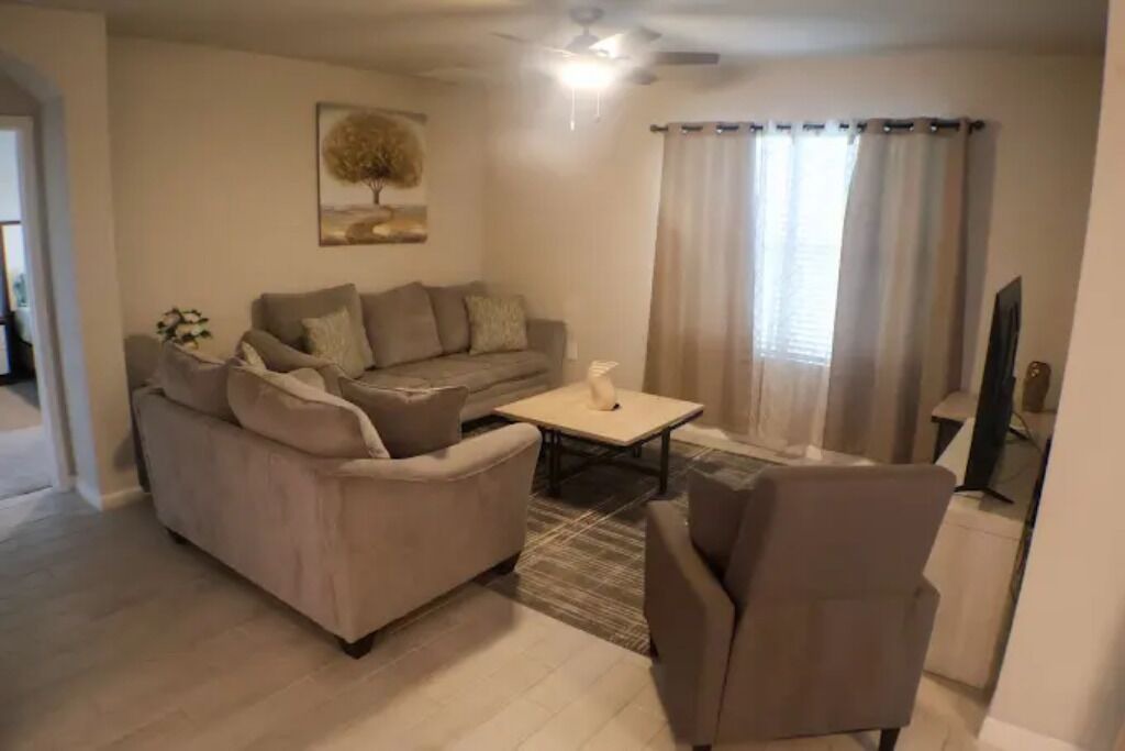 Photo of Livingroom in Gulf Cove