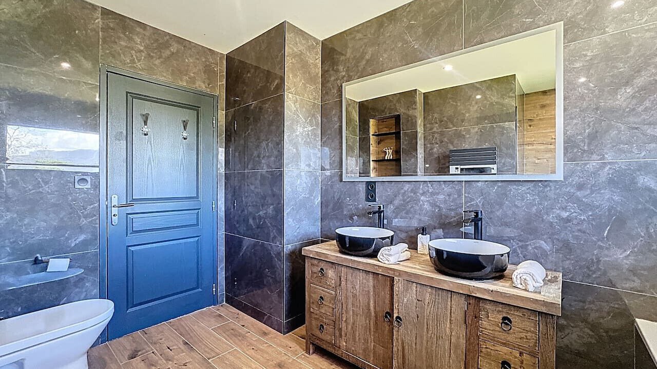 Photo of Bathroom in Chindrieux