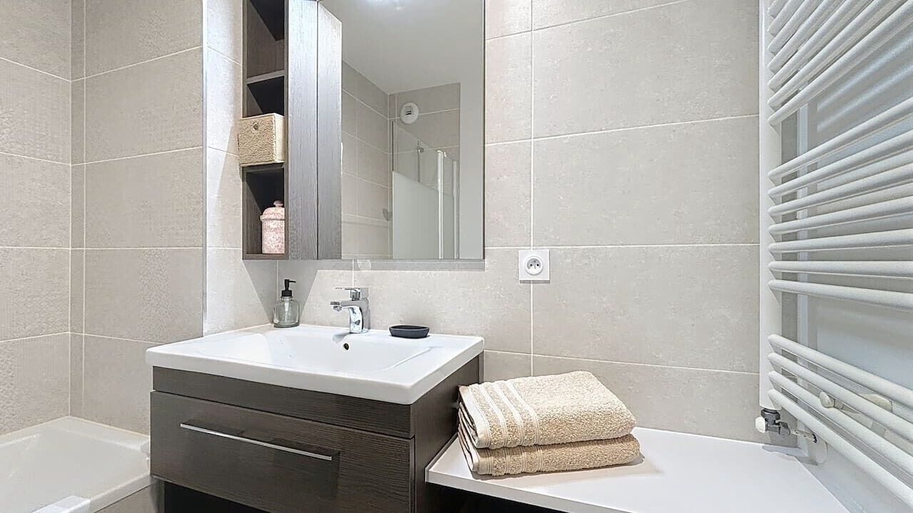 Photo of Bathroom in Brison-Saint-Innocent