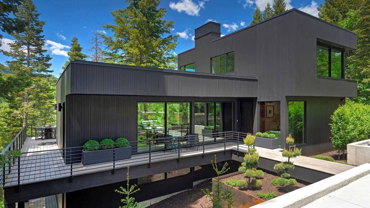 Photo of Patio Balcony in Sundance