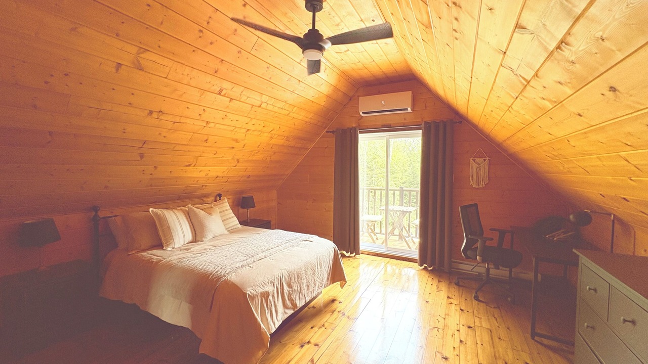 Photo of Bedroom in Entrelacs