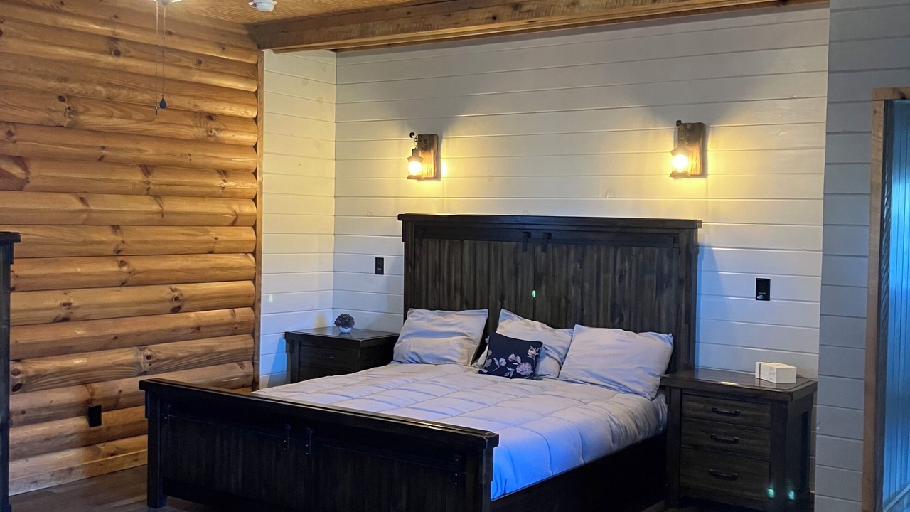 Photo of Bedroom in Greene County
