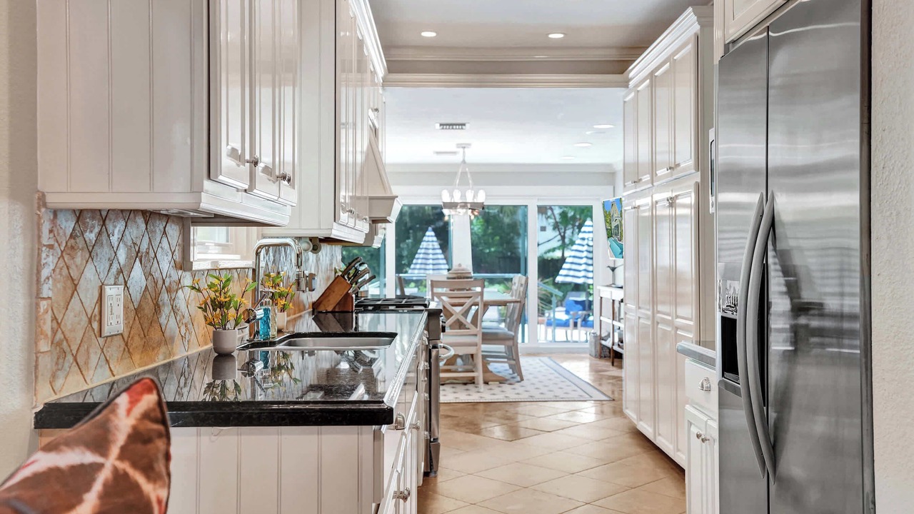 Photo of Kitchen in Colee Hammock