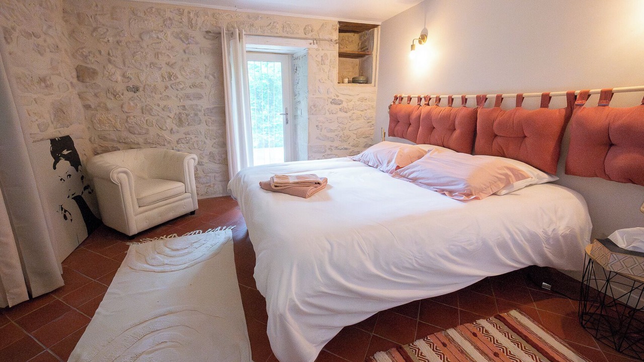 Photo of Bedroom in Belveze