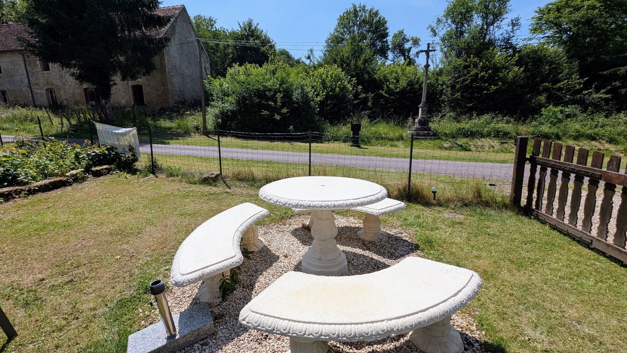 Photo of Patio Balcony in Montigny-les-Cherlieu