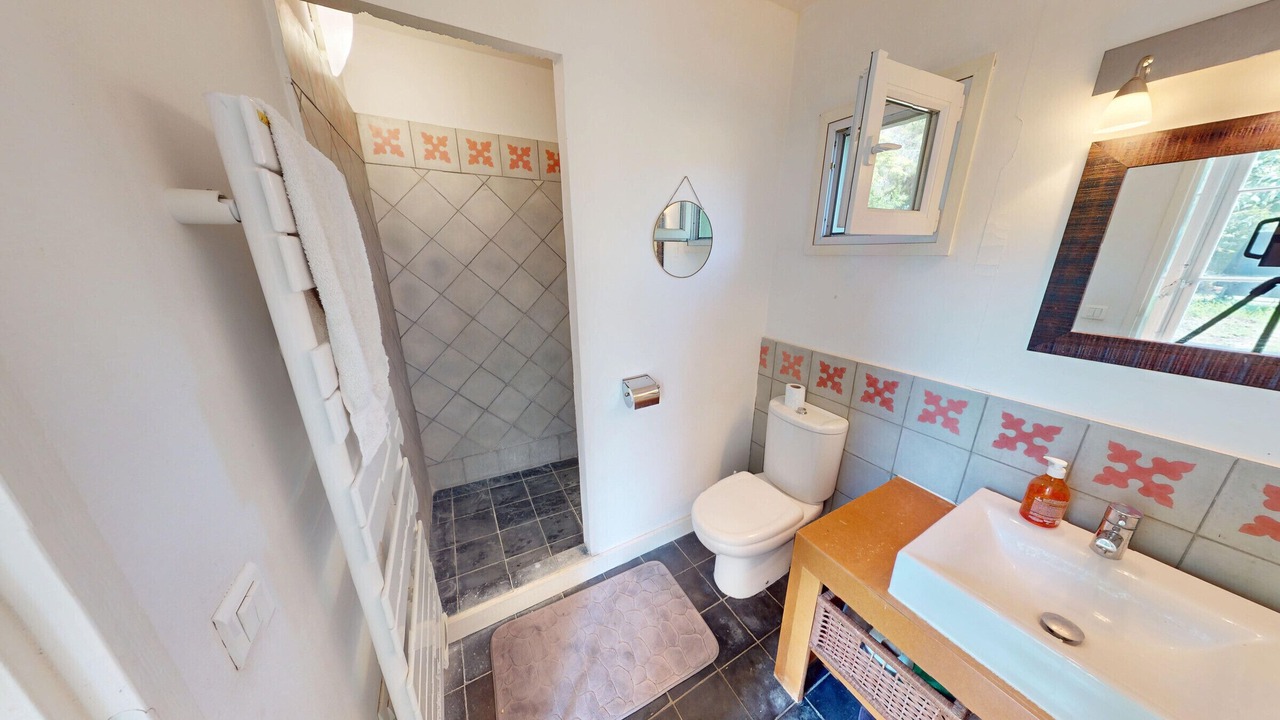 Photo of Bathroom in Vic-la-Gardiole