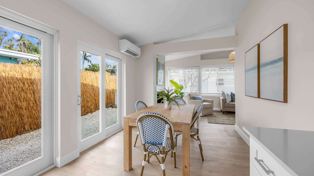 Photo of Livingroom in Parsuns To Cocoa Beach