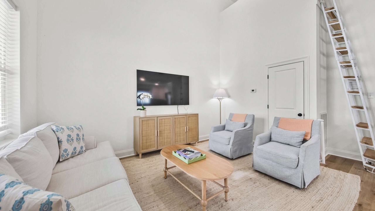 Photo of Livingroom in Youngsville