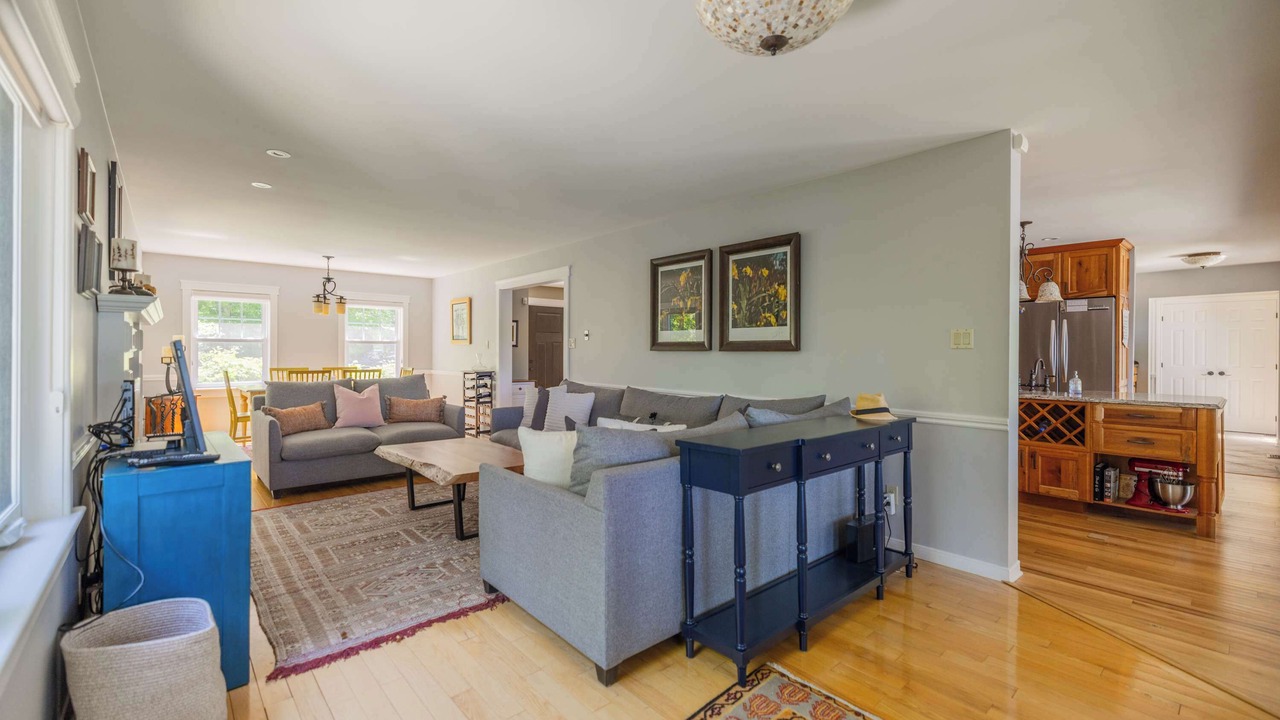 Photo of Livingroom in Frontenac