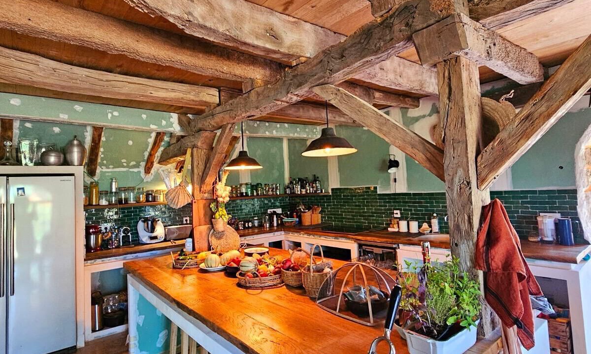 Photo of Kitchen in Saint-Vincent-Rive-d'Olt