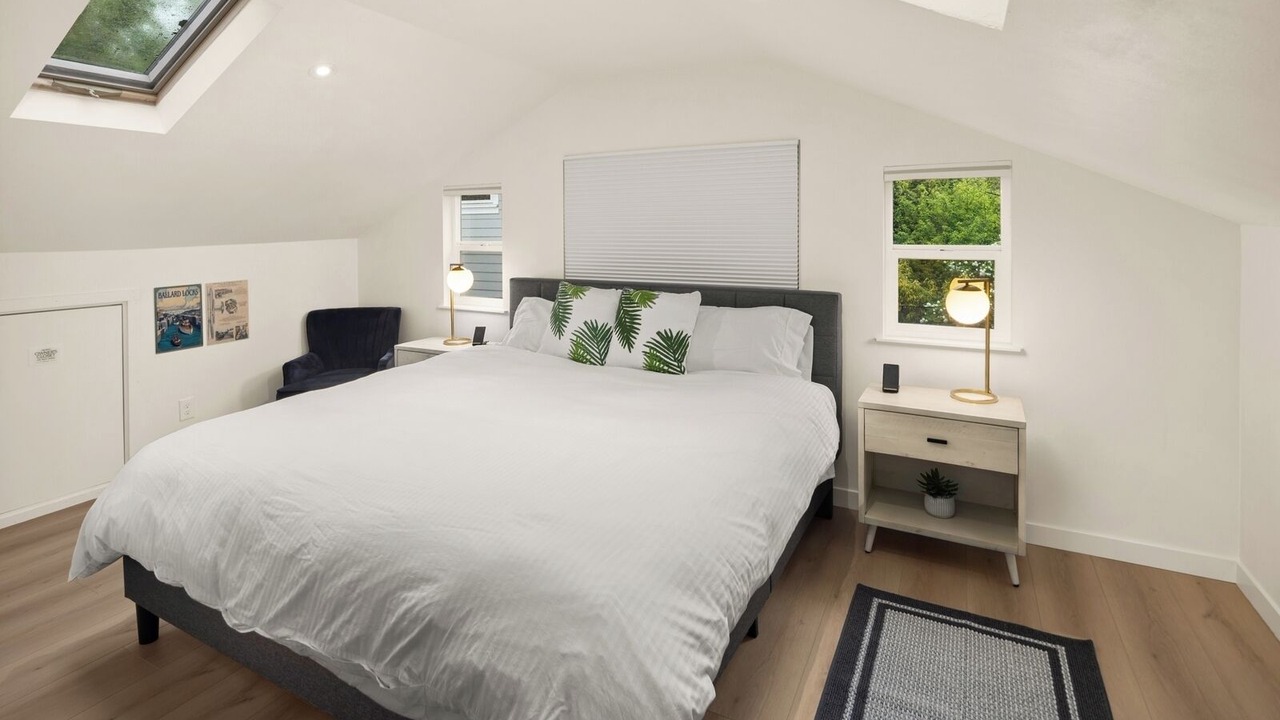 Photo of Others in Ballard