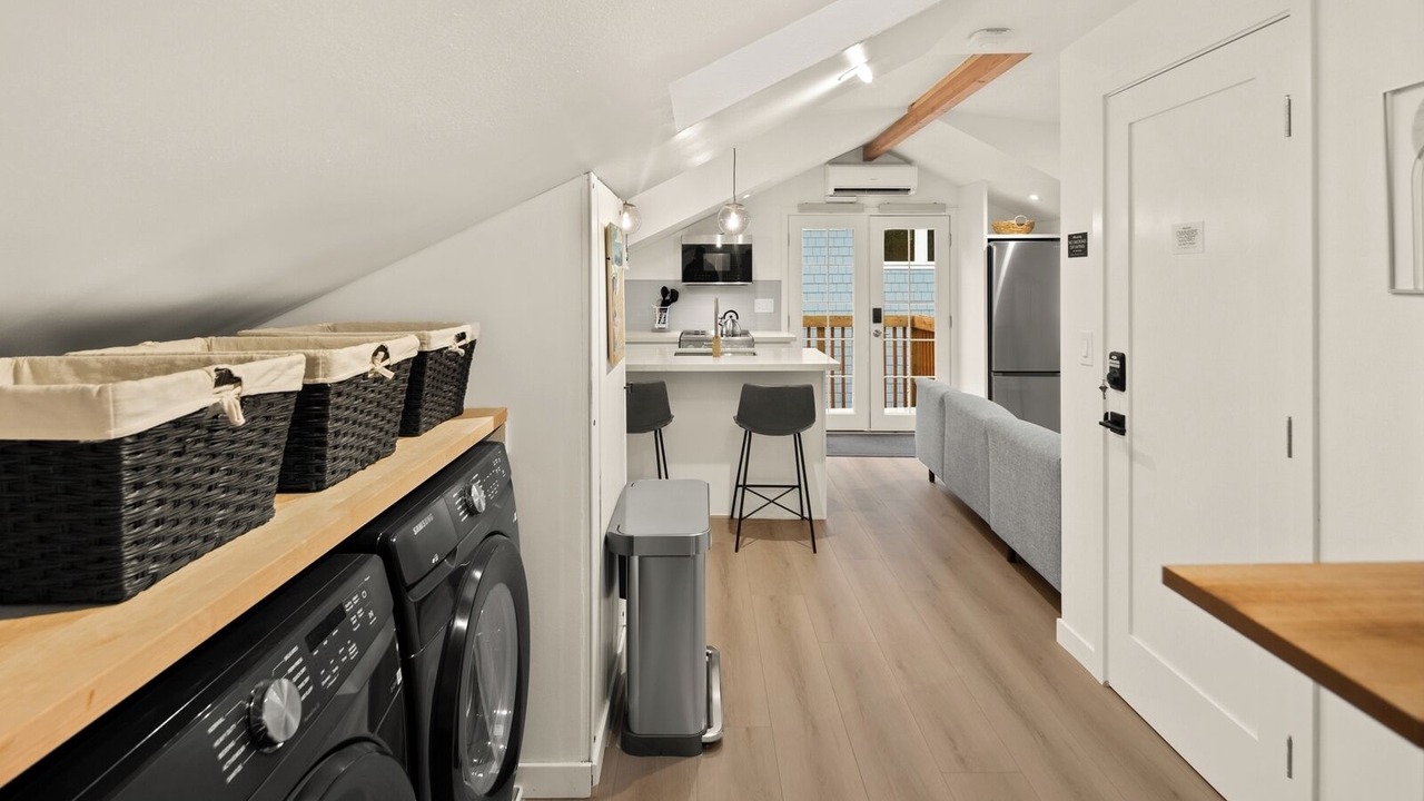 Photo of Others in Ballard