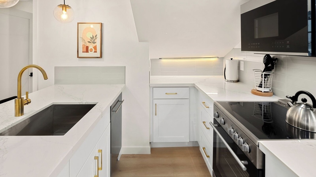 Photo of Others in Ballard