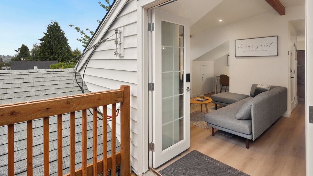 Photo of Others in Ballard