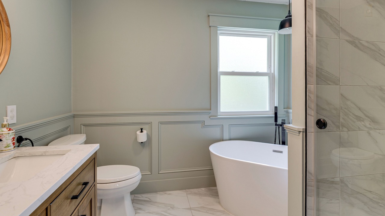 Photo of Bathroom in College Park