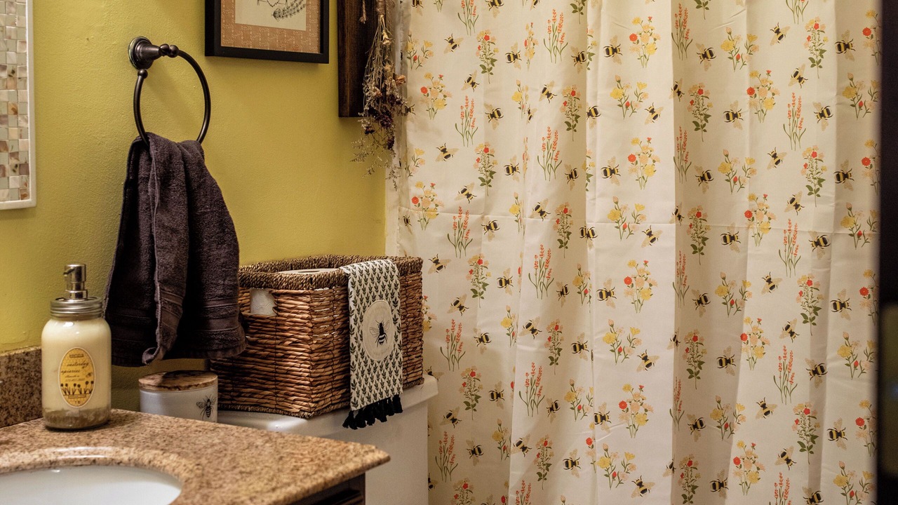 Photo of Bathroom in Ames