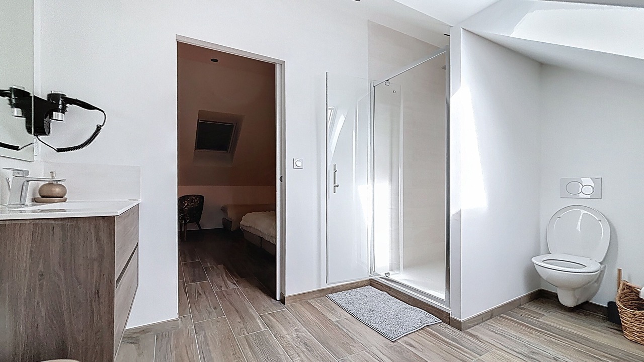 Photo of Bathroom in Landean