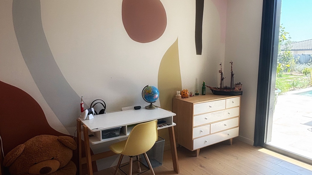 Photo of Others in Saussan