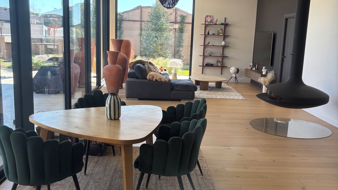 Photo of Others in Saussan