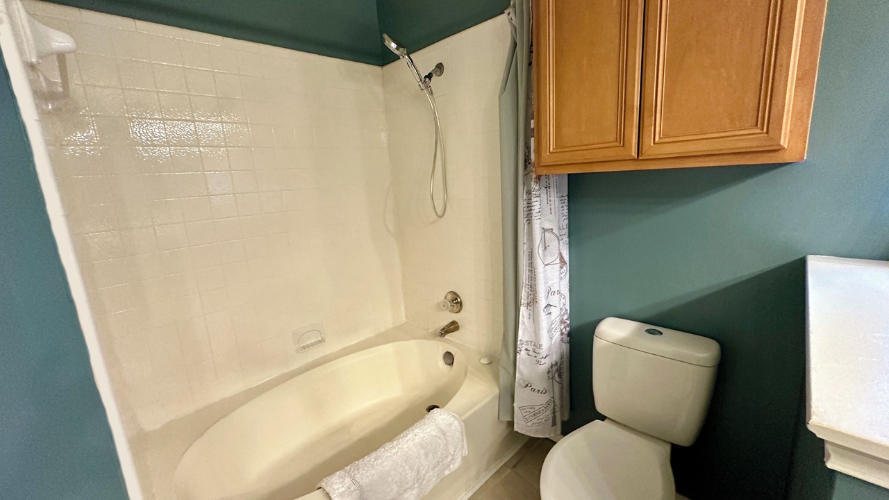 Photo of Bathroom in Ederville