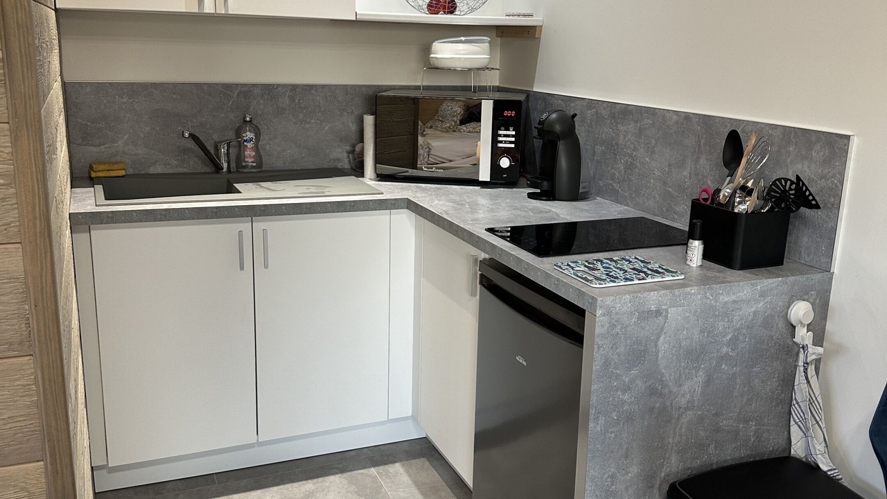 Photo of Kitchen in Les Attaques