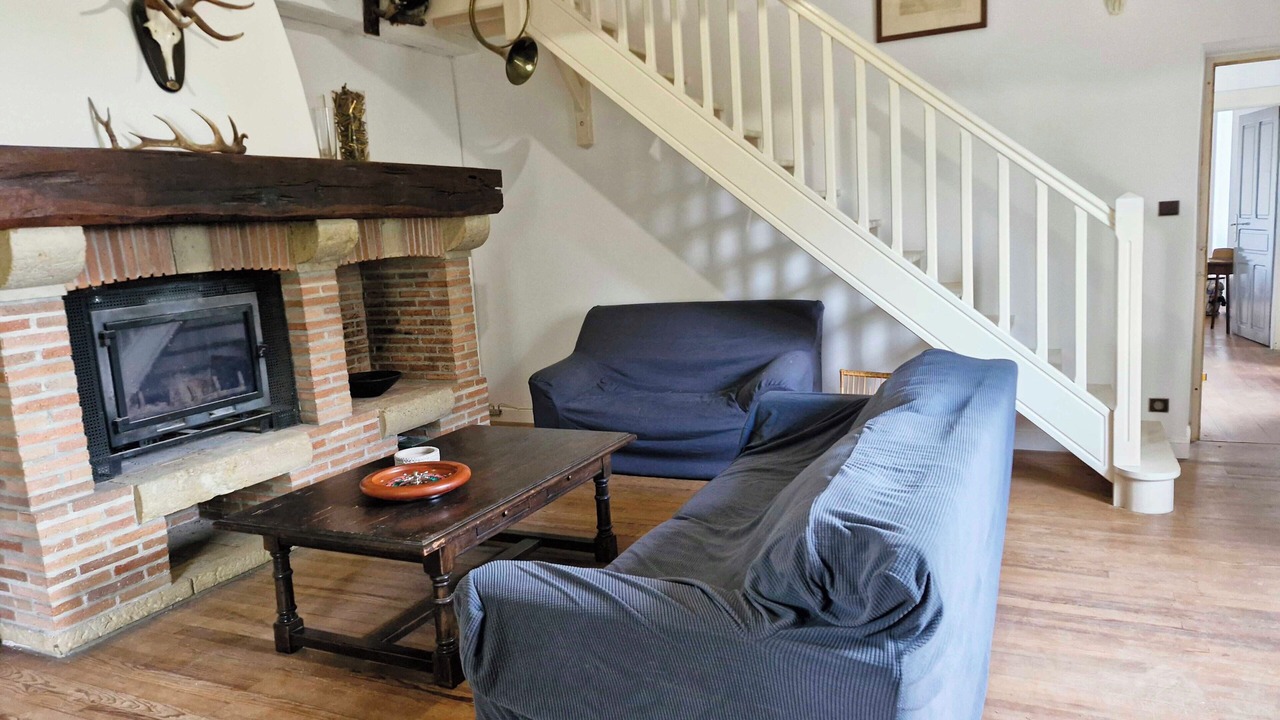 Photo of Livingroom in Estipouy