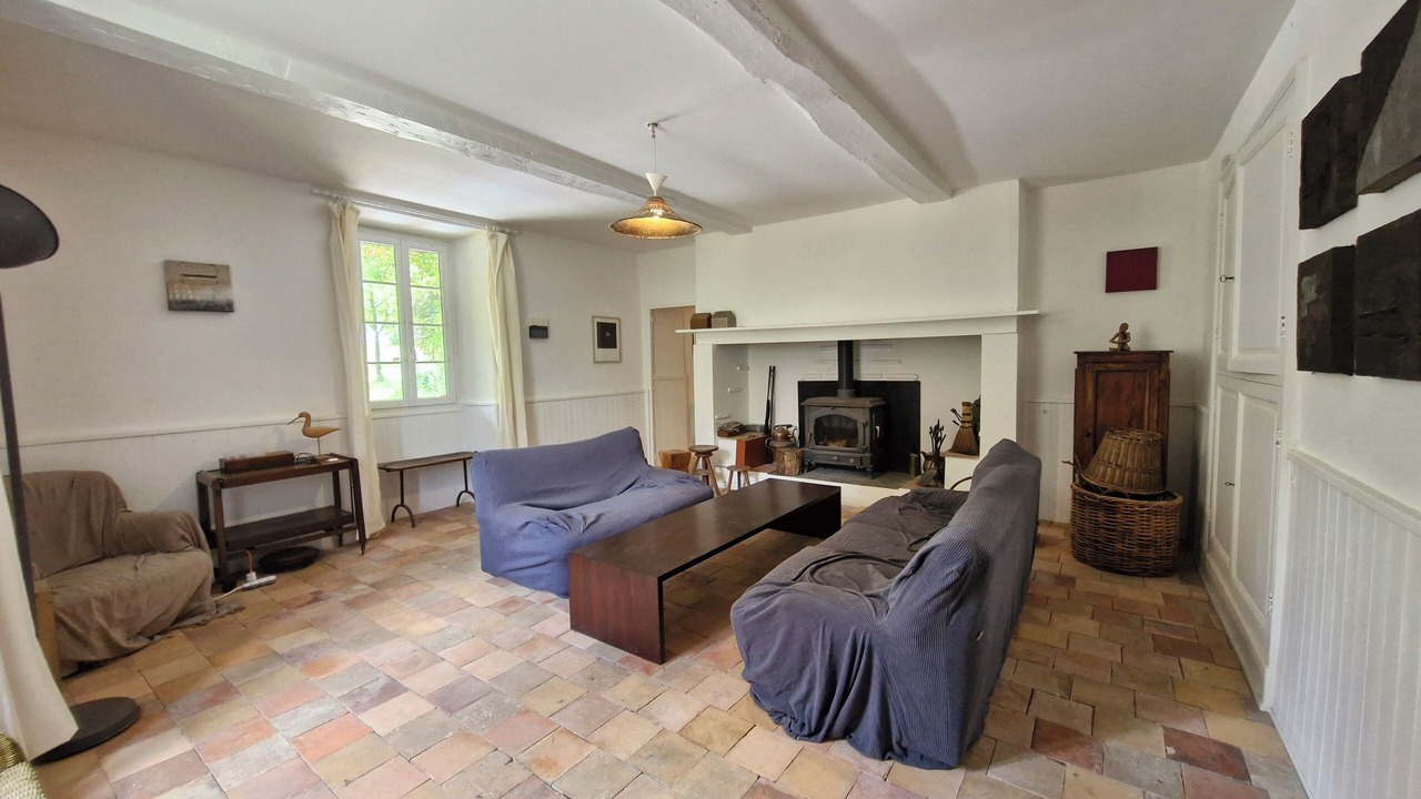 Photo of Livingroom in Estipouy