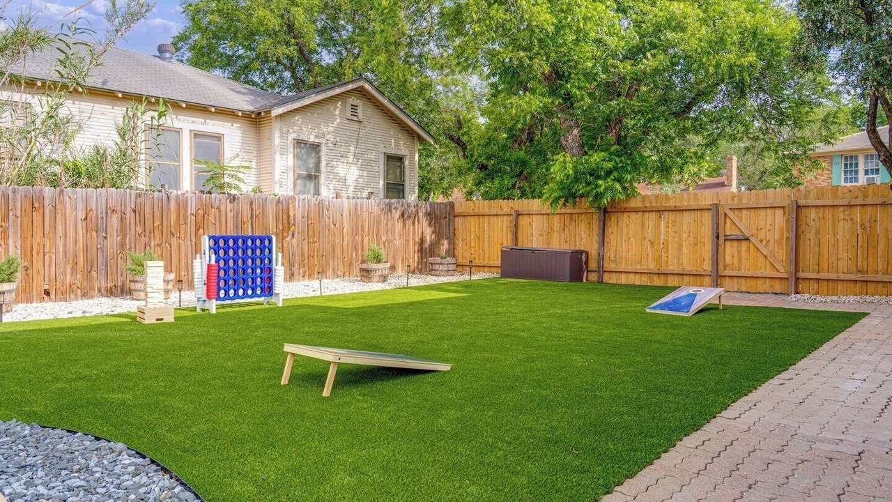 Photo of Outdoor in Highland Park