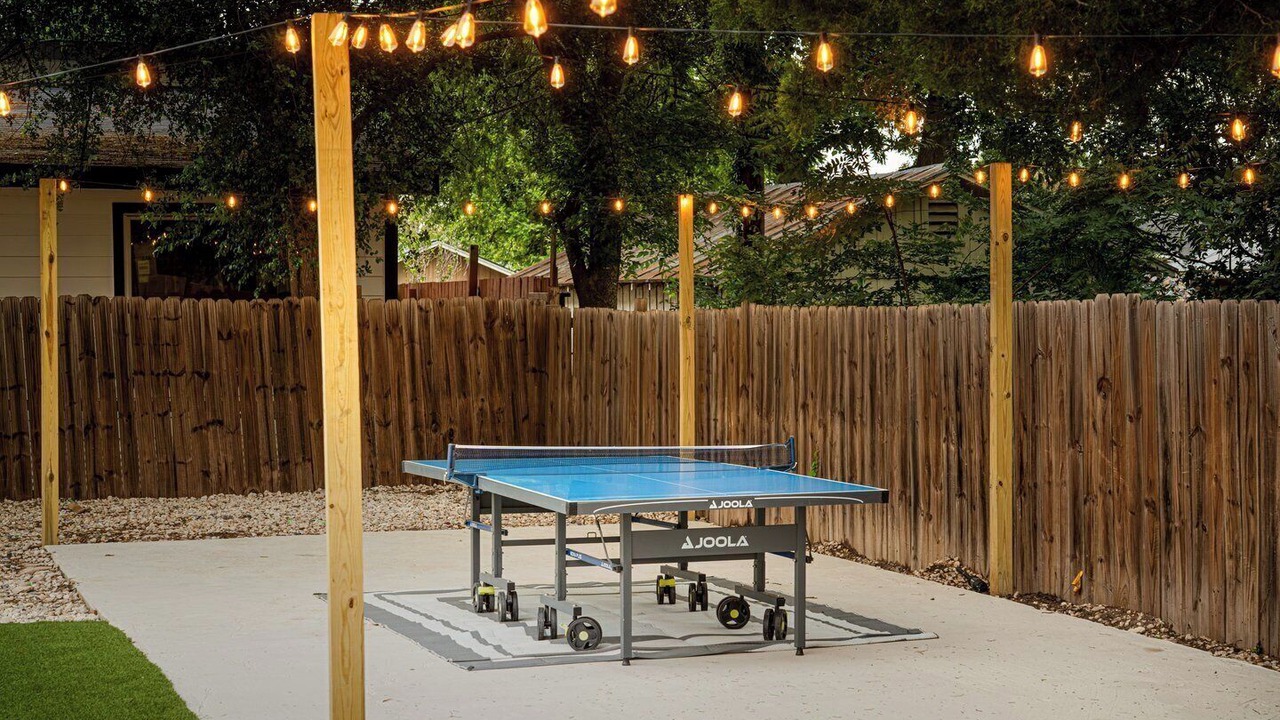 Photo of Outdoor in Highland Park